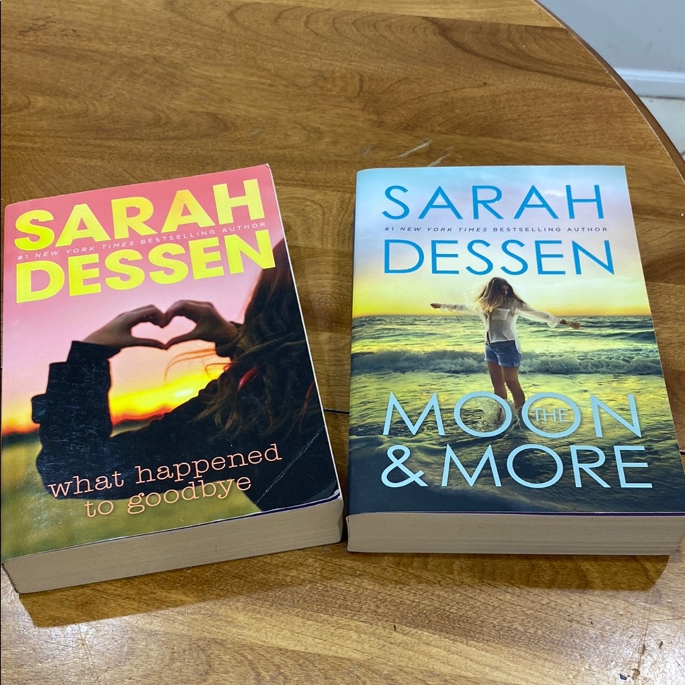 Bundle of 2, Sarah Dessen, paperback books.